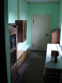 Zwischen Amtsstube und Güterboden