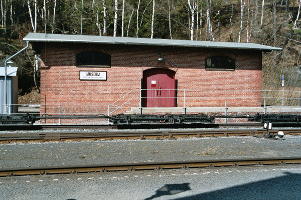 Der ehemalige Güterschuppen, heute beheimatet er das 